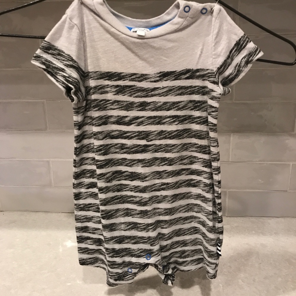 Super soft Splendid romper! Worn once or twice.
